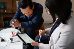 Mengapa Monitoring dan Evaluasi Penentu Keberhasilan Rencana Bisnis