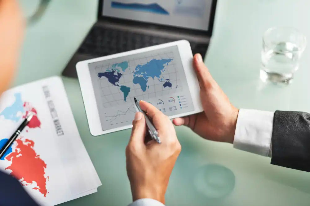 Business Strategy Essentials untuk Hadapi Tantangan Ekonomi Global